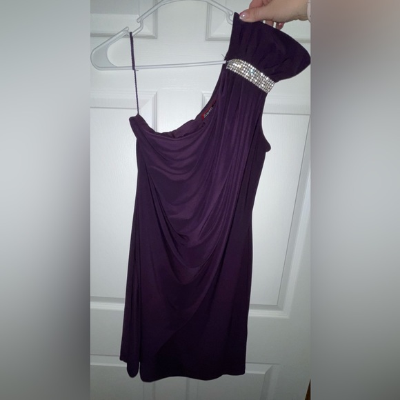 Scarlett one shoulder rhinestone purple dress- size 14 - Picture 5 of 8